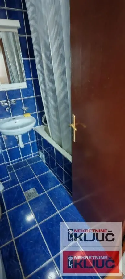Izdavanje, jednosoban stan, 33m², Socijalno, Novi Sad Sve Podlokacije