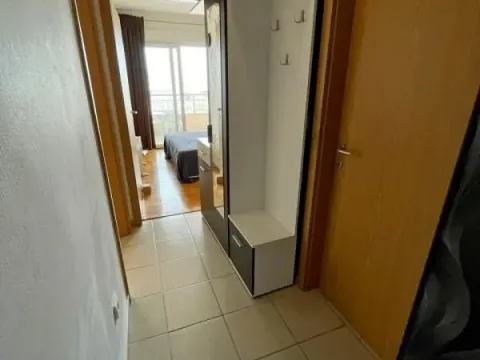 Izdavanje, jednosoban stan, 42m², Bar, Crna Gora - image 8