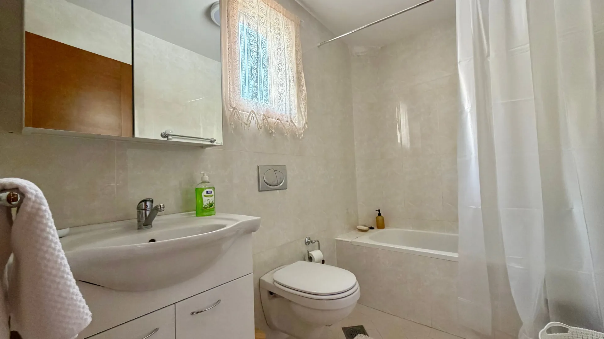 Prodaja, kuća, 185m², Krimovica, Kotor