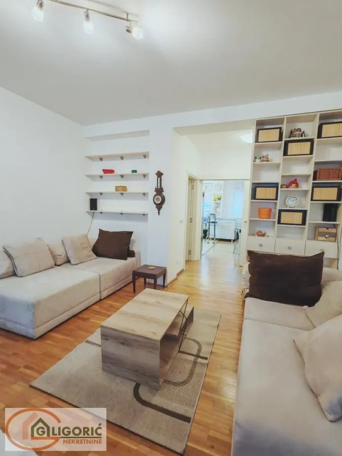 Rent, three bedroom apartment, 85m², Zvezdara Sve Podlokacije, Beograd
