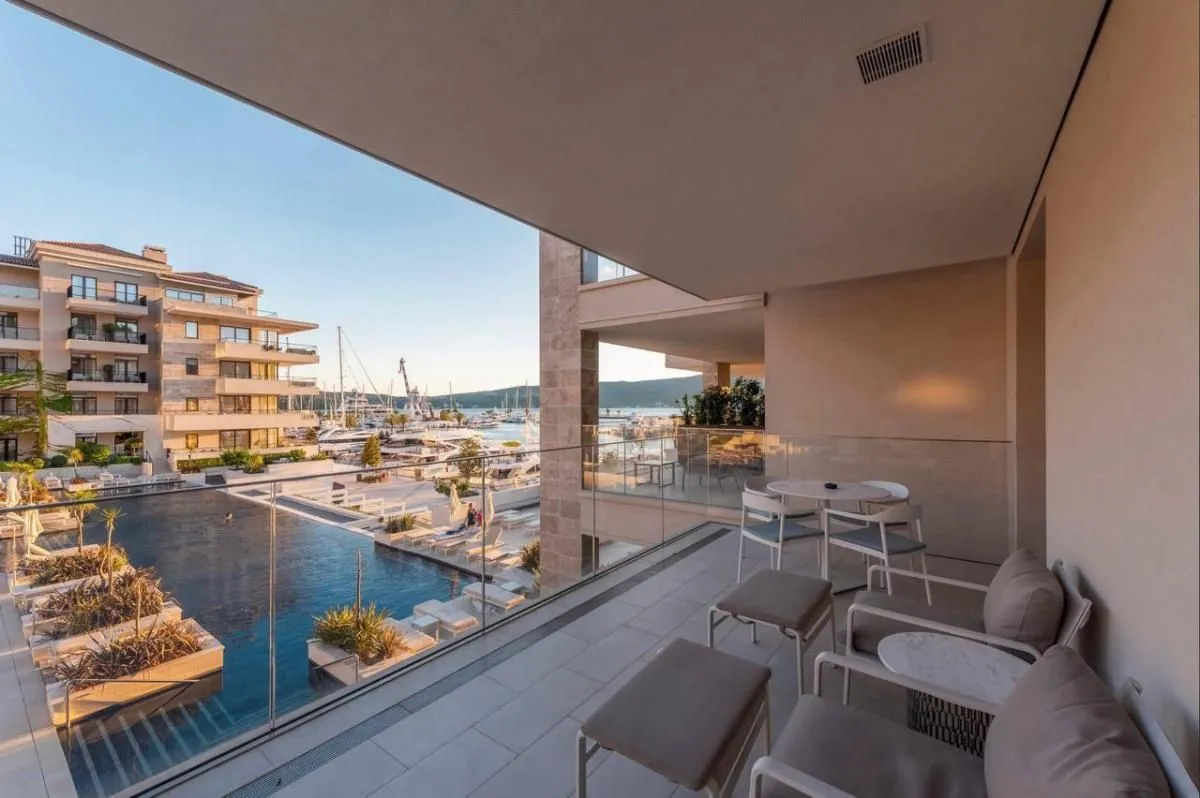 Rent, one bedroom apartment, 60m², Centar, Tivat