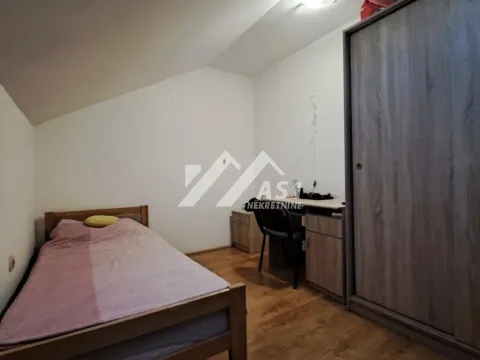 Izdavanje, trosoban stan, 84m², Nova Detelinara, Novi Sad Sve Podlokacije - image 4