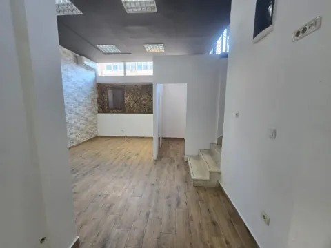 Izdavanje, poslovni prostor, 101m², Preko Morače, Podgorica - image 4