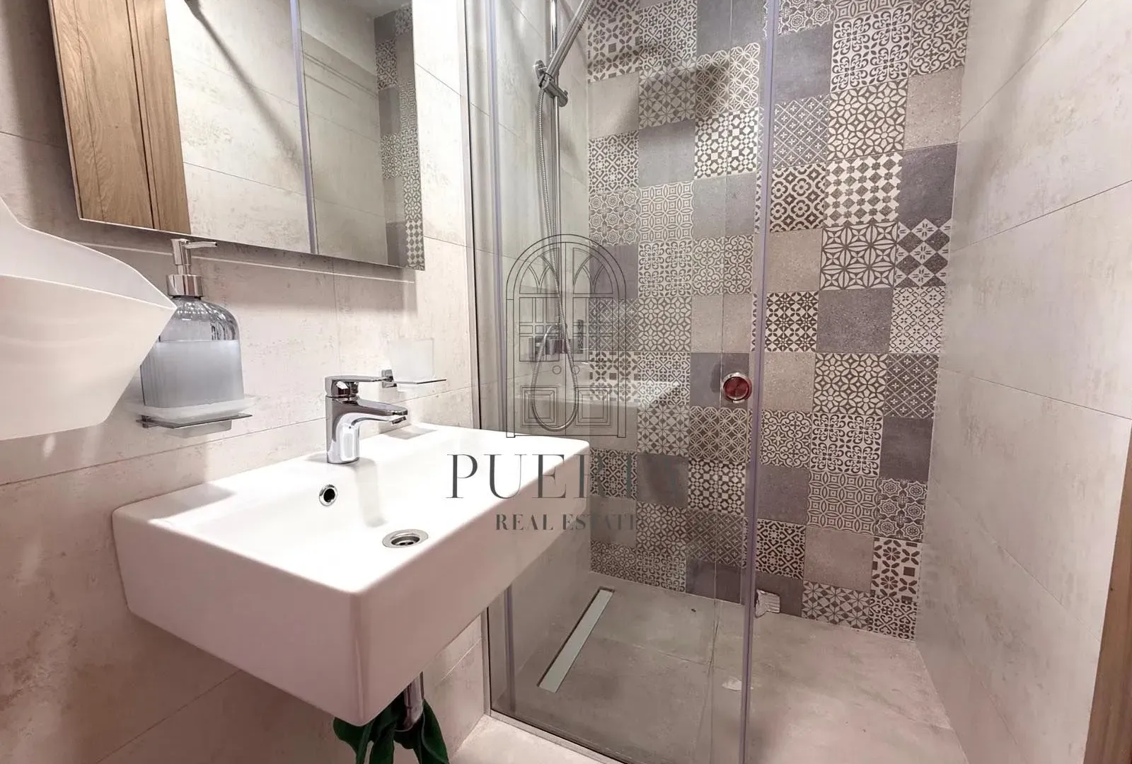 Rent, two bedroom apartment, 69m², Master Kvart, Podgorica