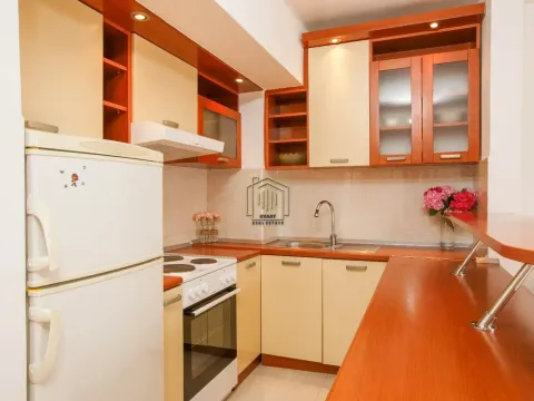 Rent, two bedroom apartment, 70m², Dobrota, Kotor - image 1