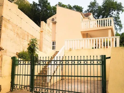 Prodaja, kuća, 136m², Ljuta, Kotor - image 2