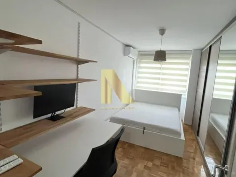 Izdavanje, trosoban stan, 78m², Novo naselje, Novi Sad - image 8
