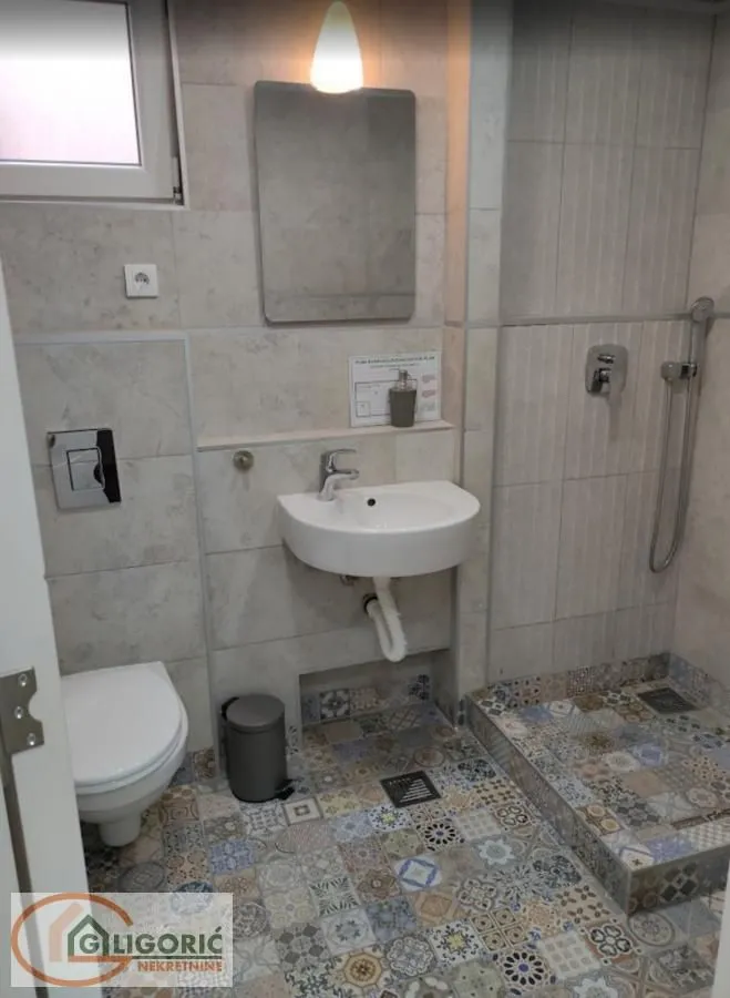 Sale, two bedroom apartment, 59m², Profesorska Kolonija, Palilula Sve Podlokacije