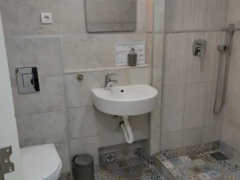 Sale, two bedroom apartment, 59m², Profesorska Kolonija, Palilula Sve Podlokacije - image 6