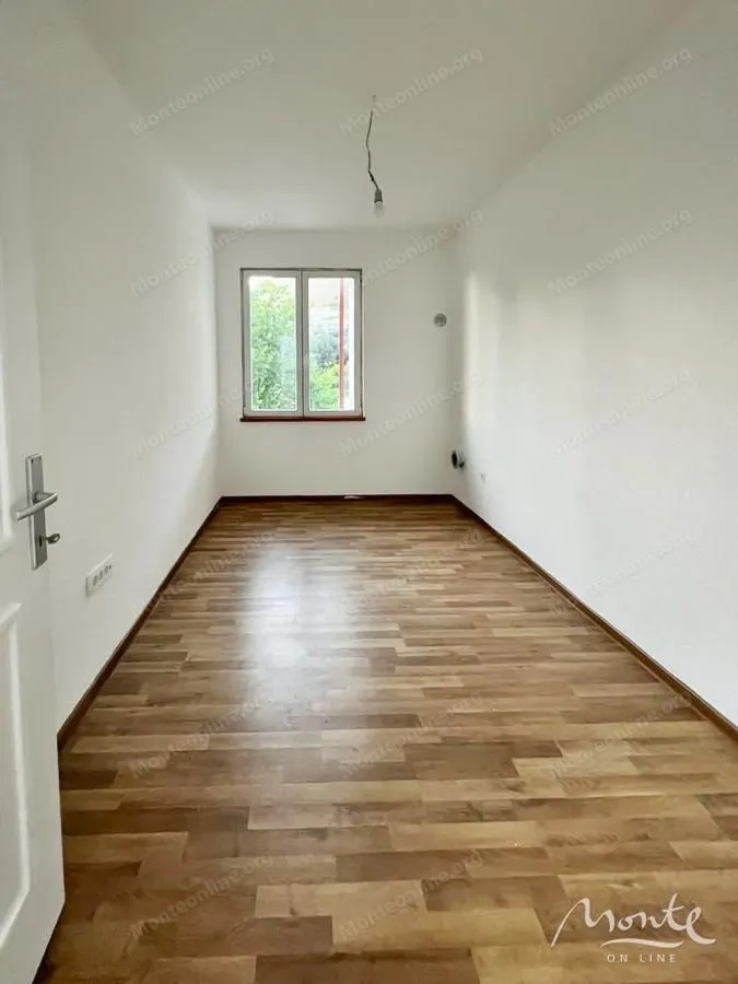 Sale, two bedroom apartment, 177m², Šušanj, Bar
