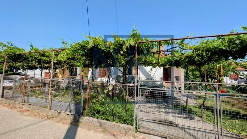 Prodaja, kuća, 120m², Gornja Gorica, Podgorica