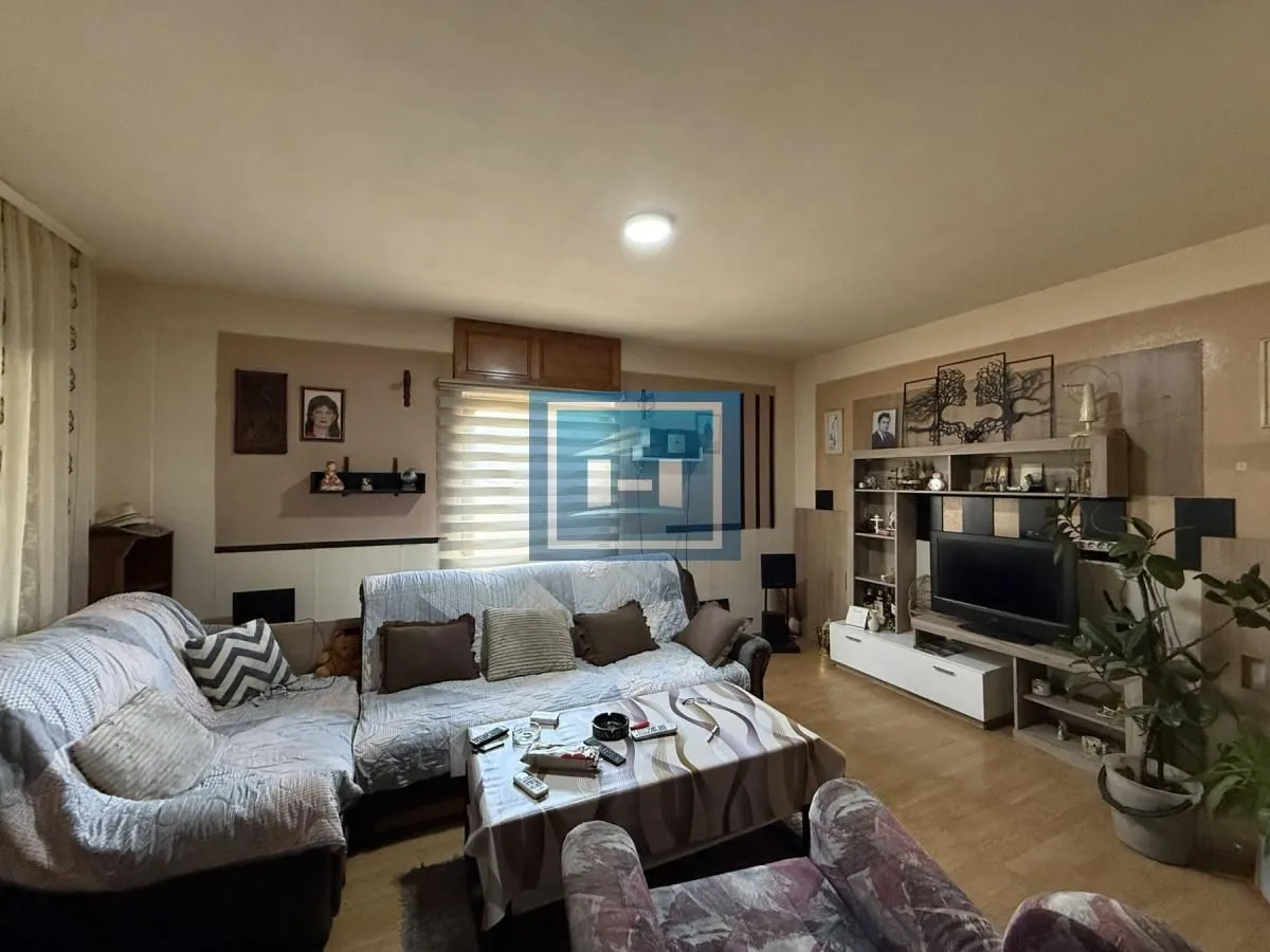 Prodaja, kuća, 160m², Kupusara, Jagodina