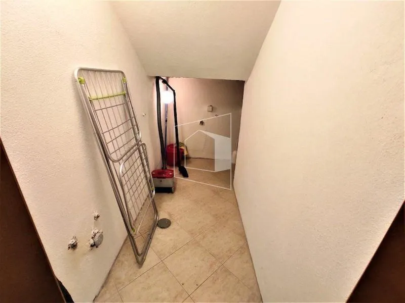 Rent, house, 180m², Mareza, Podgorica