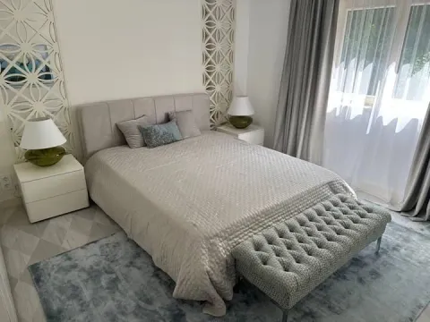 Rent, house, 513m², Lepetani, Tivat - image 7
