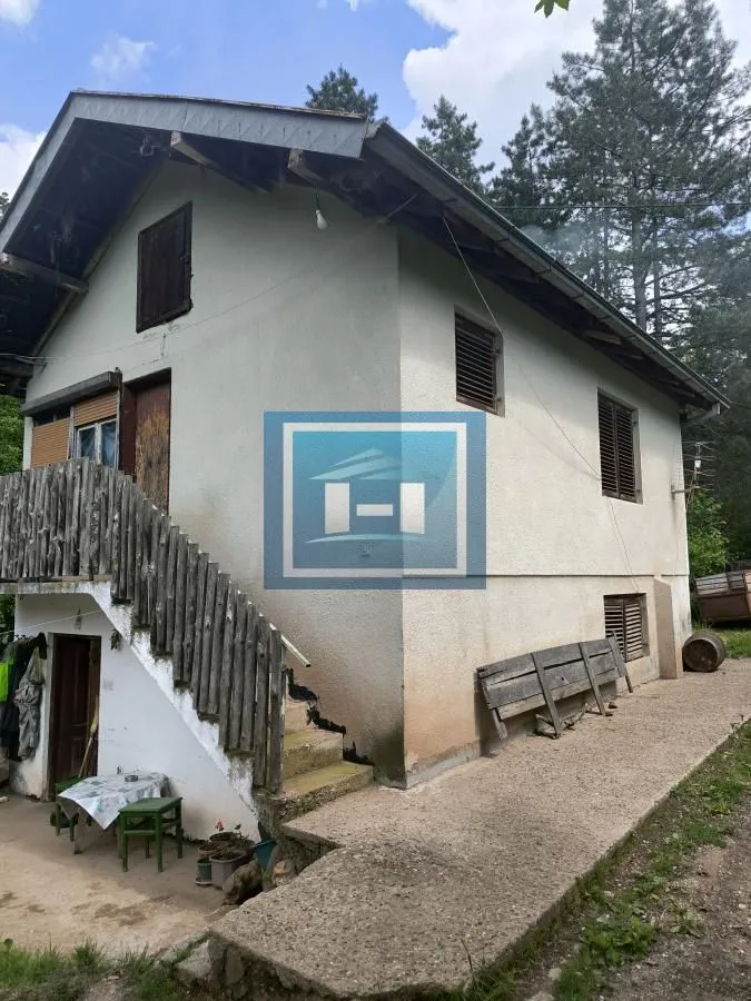 Prodaja, kuća, 300m², Senje, Ćuprija
