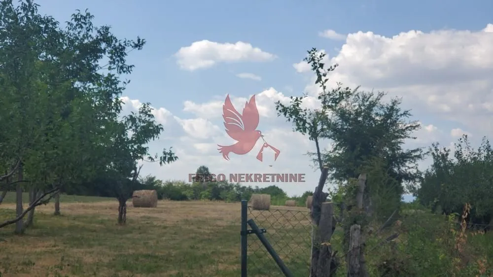 Prodaja, kuća, 280m², Centar, Topola