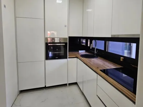 Rent, two bedroom apartment, 100m², Dalmatinska ulica, Podgorica - image 2