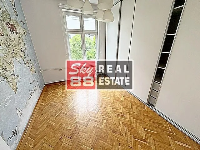 Rent, three bedroom apartment, 130m², Neimar, Vračar Sve Podlokacije