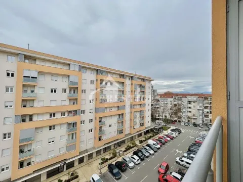 Izdavanje, jednosoban stan, 46m², City Kej, Podgorica - image 5