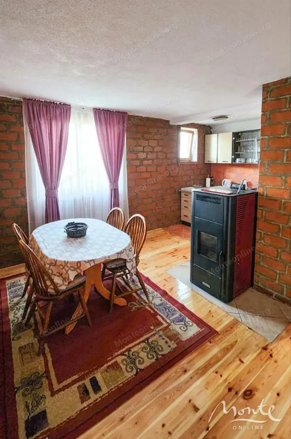 Prodaja, kuća, 164m², Žabljak, Crna Gora