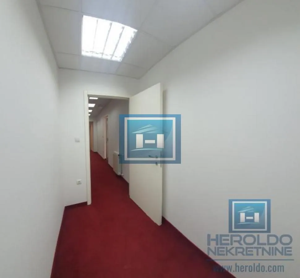Rent, office space, 171m², Centar, Jagodina