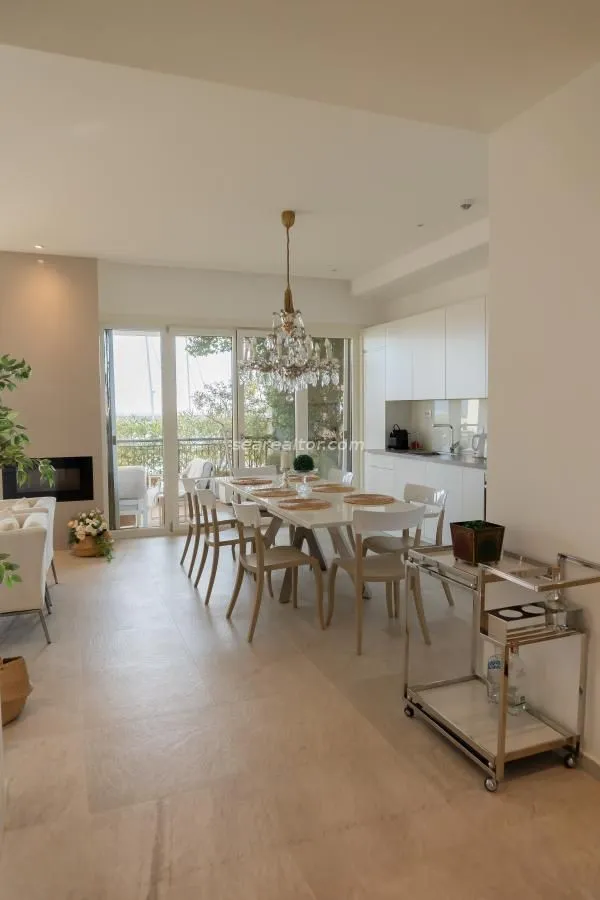 Prodaja, dvosoban stan, 120m², Luštica Bay, Tivat