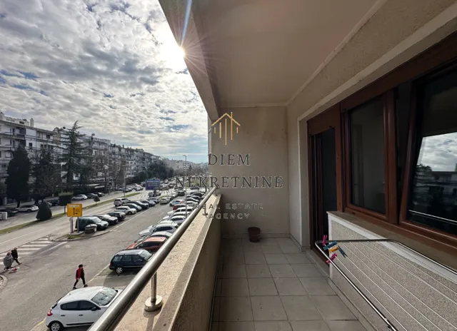 Rent, two bedroom apartment, 105m², Preko Morače, Podgorica