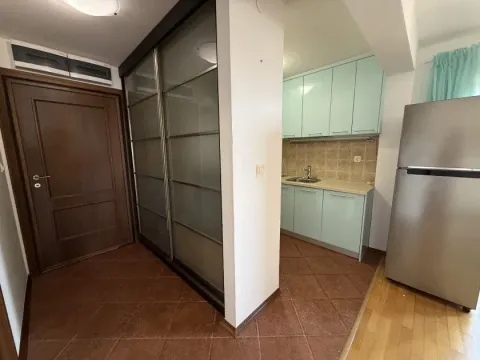 Sale, two bedroom apartment, 69m², Petrovac, Budva - image 8