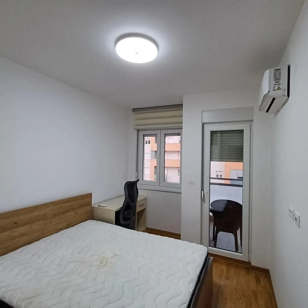 Izdavanje, jednosoban stan, 47m², City Kej, Podgorica