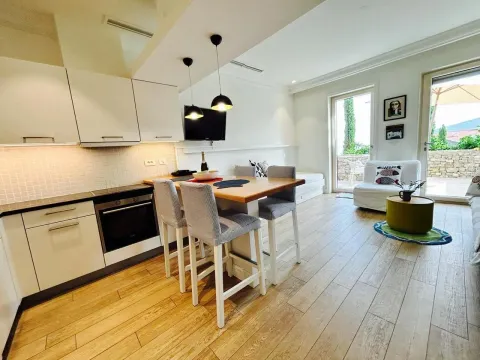Daily-rent, studio apartment, 52m², Luštica Bay, Tivat - image 3