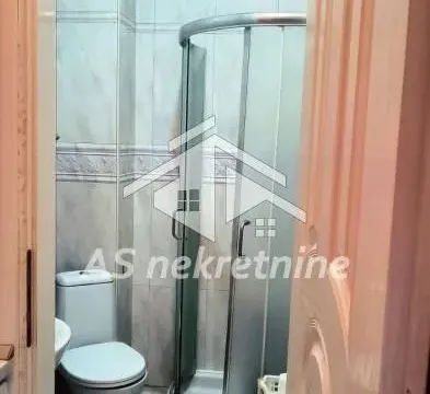 Rent, one bedroom apartment, 33m², Kalenić Pijaca, Vračar Sve Podlokacije - image 10