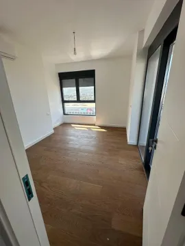 Prodaja, dvosoban stan, 57m², Centar, Bar - image 5