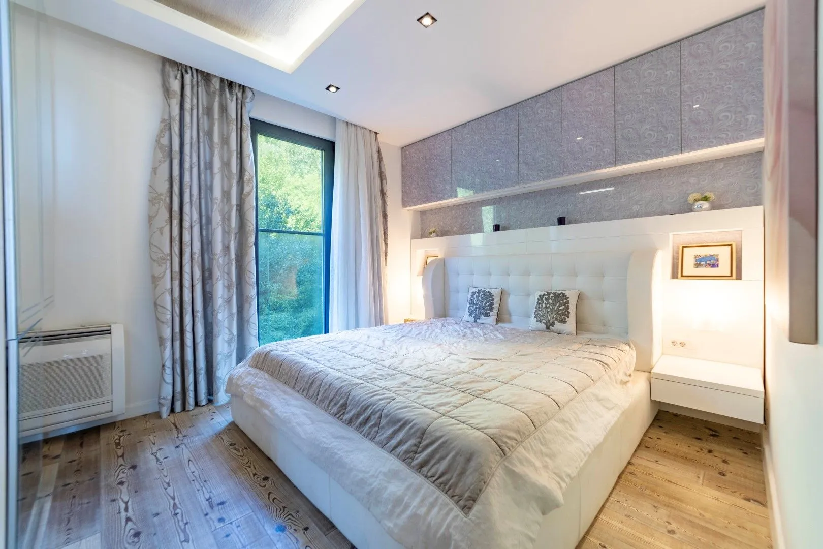 Sale, four bedroom apartment, 355m², Bečići, Budva
