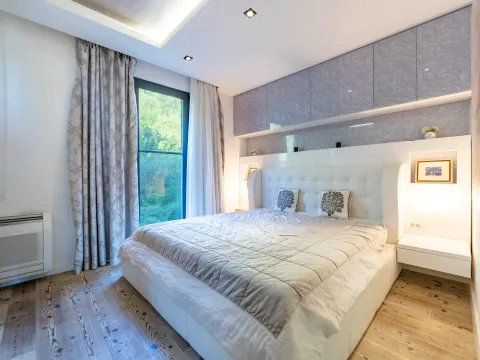 Prodaja, četvorosoban stan, 355m², Bečići, Budva - image 12