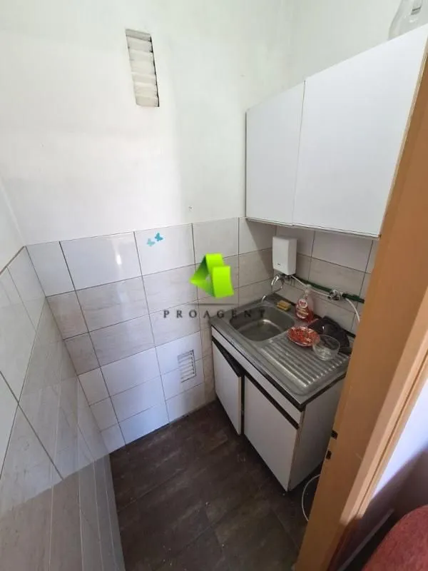Rent, office space, 67m², Medijana, Niš