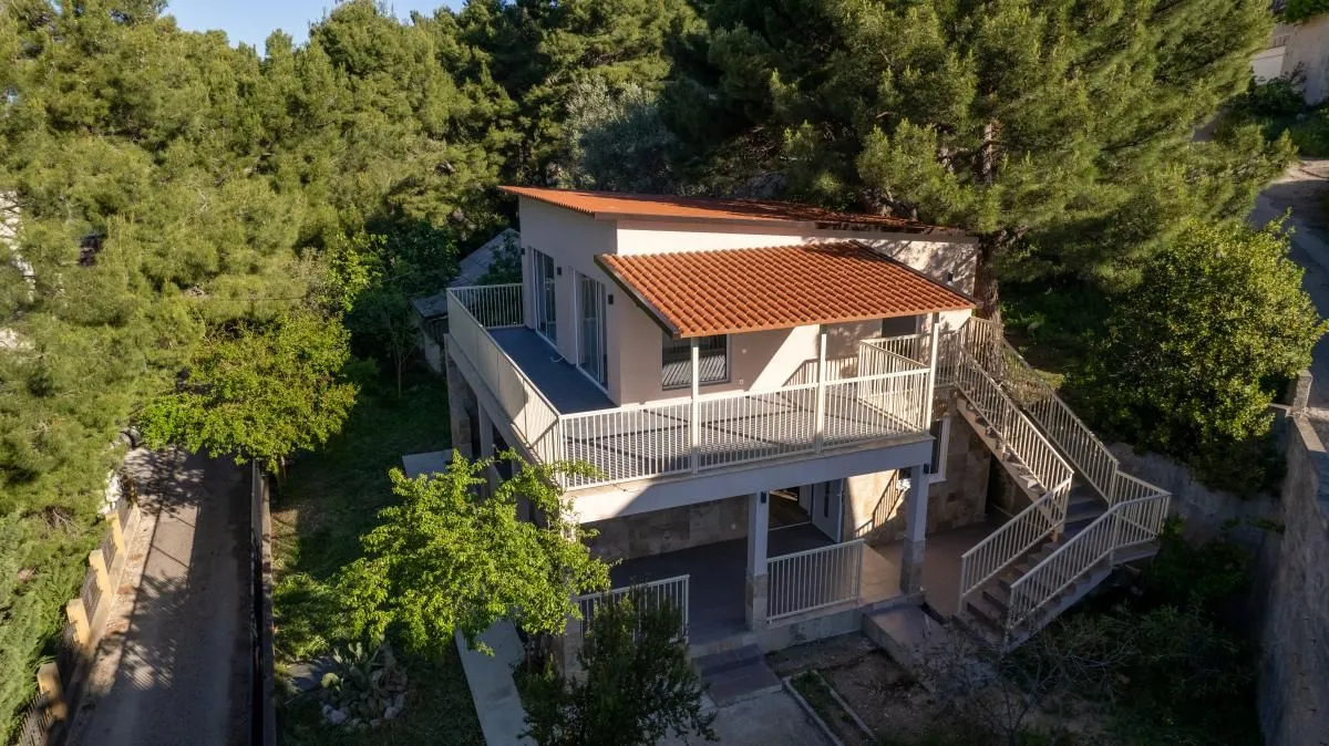 Prodaja, kuća, 123m², Šušanj, Bar