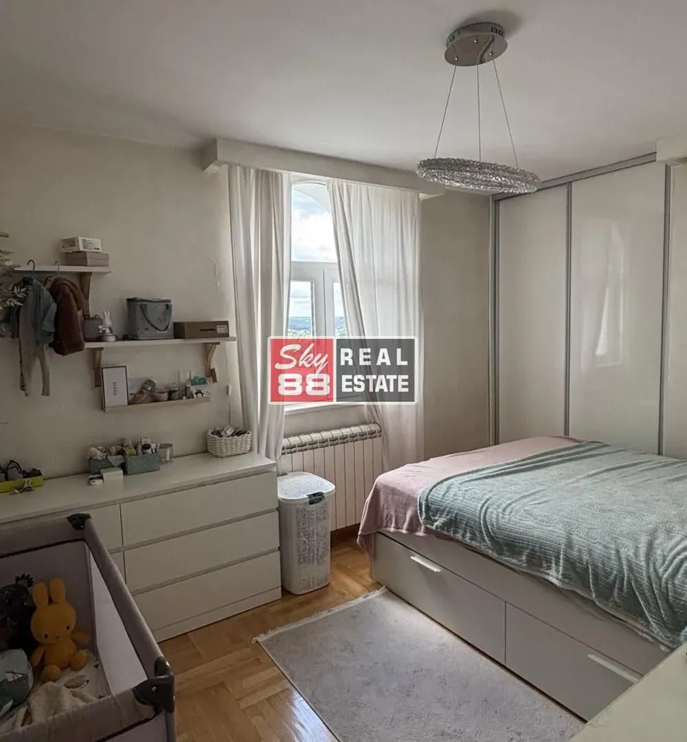 Sale, apartment, 140m², Savski Venac, Beograd