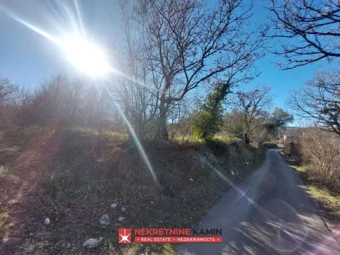 Zemljište in Prijeradi