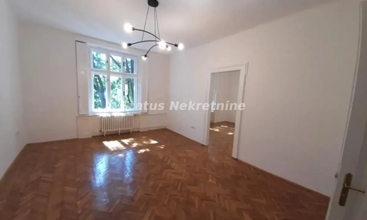 Izdavanje, stan, 107m², Centar, Novi Sad