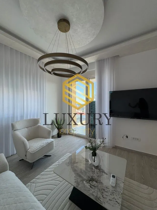 Prodaja, dvosoban stan, 74m², Bečići, Budva