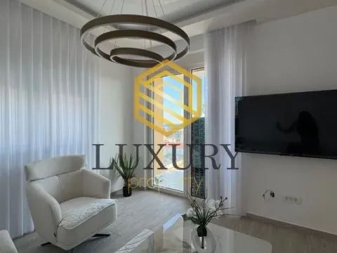 Sale, two bedroom apartment, 74m², Bečići, Budva - image 5