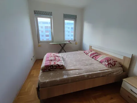 Rent, one bedroom apartment, 40m², Stari Aerodrom, Podgorica - image 2