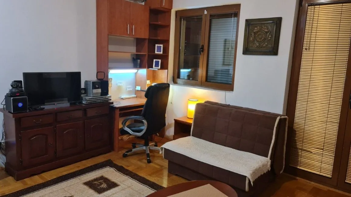 Izdavanje, garsonjera, 31m², Kruševac, Podgorica