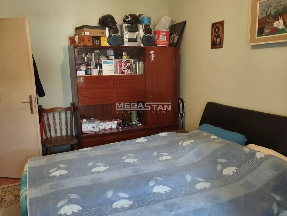 Sale, three bedroom apartment, 70m², Padinska Skela, Palilula Sve Podlokacije
