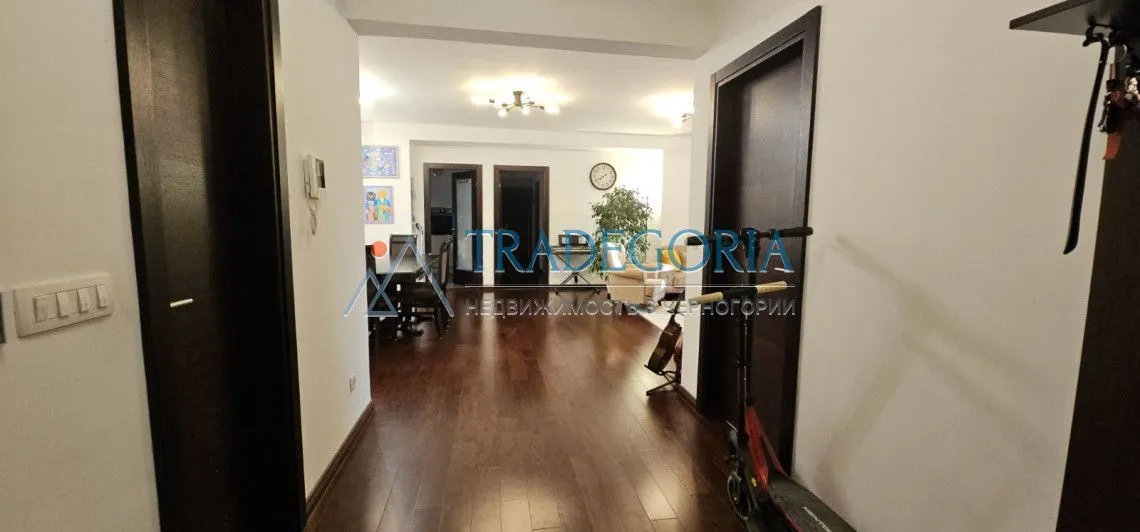 Prodaja, trosoban stan, 151m², Bar, Crna Gora