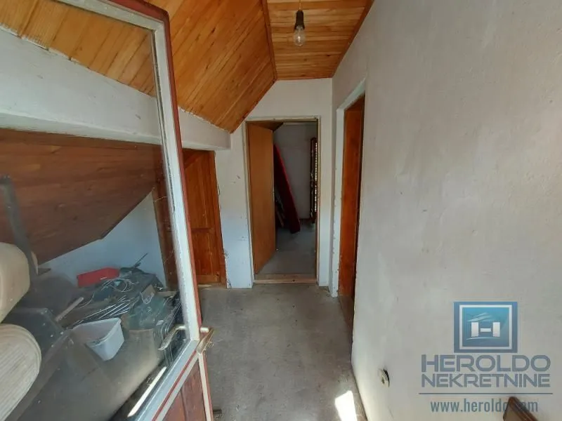 Prodaja, kuća, 200m², Rakitovo, Jagodina
