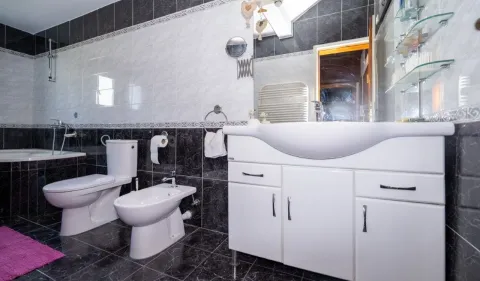 Rent, three bedroom apartment, 108m², Autobuska stanica, Podgorica - image 14