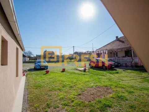 Sale, house, 350m², Tološi, Podgorica - image 4