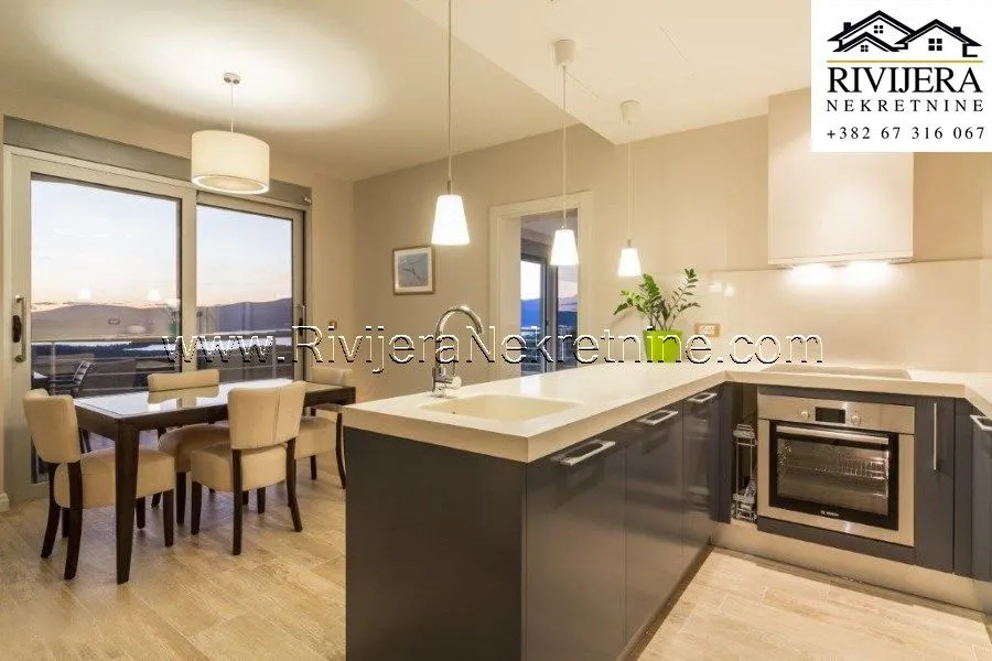 Sale, two bedroom apartment, 119m², Tivat, Crna Gora