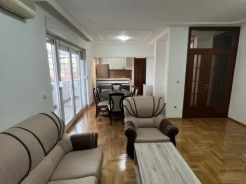 Izdavanje,  stan, 88m2, Stari Aerodrom, Podgorica